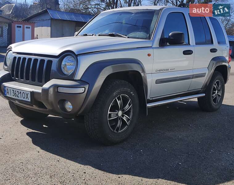 Внедорожник / Кроссовер Jeep Cherokee 2001 в Смеле фото 4 Внедорожник / Кроссовер Jeep Cherokee 2001 в Смеле