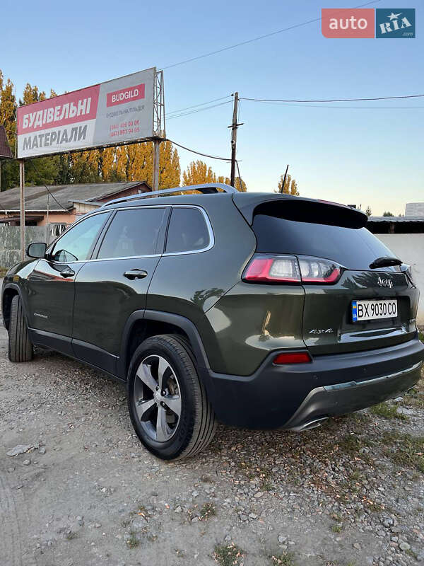 Внедорожник / Кроссовер Jeep Cherokee 2018 в Киеве