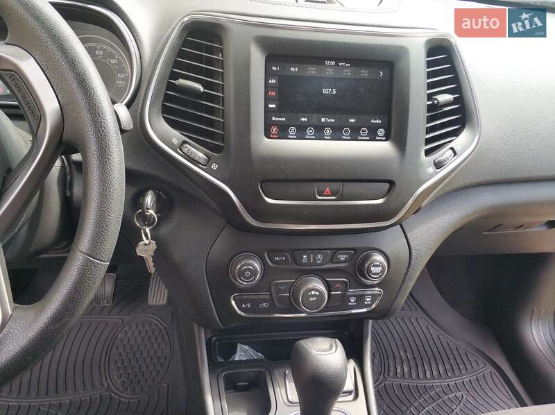 Позашляховик / Кросовер Jeep Cherokee 2018 в Запоріжжі