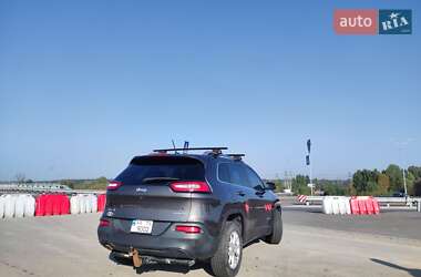 Внедорожник / Кроссовер Jeep Cherokee 2014 в Киеве