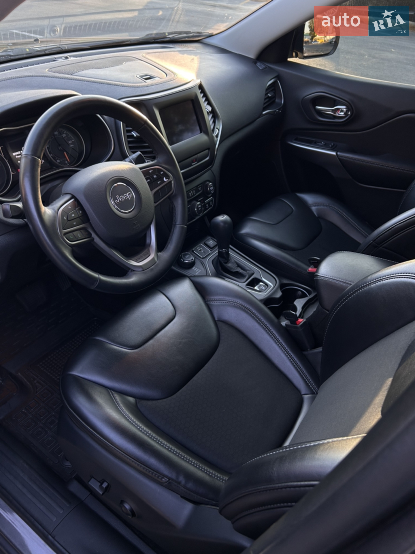 2018 Jeep Cherokee - мініатюра 10