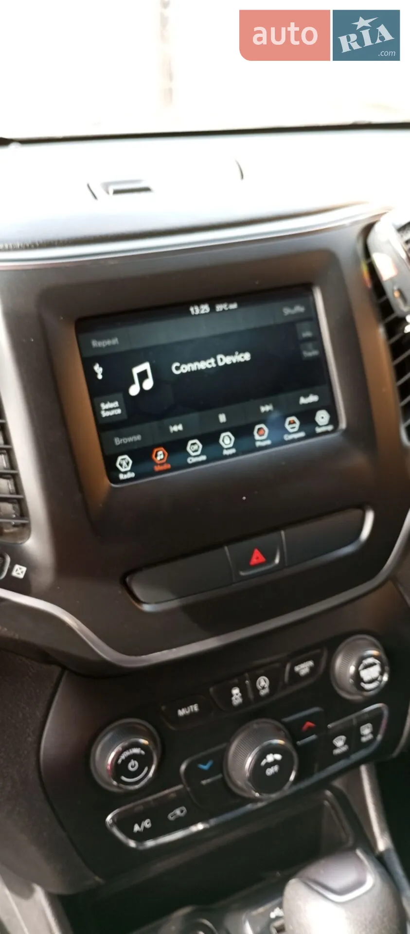2018 Jeep Cherokee - мініатюра 30