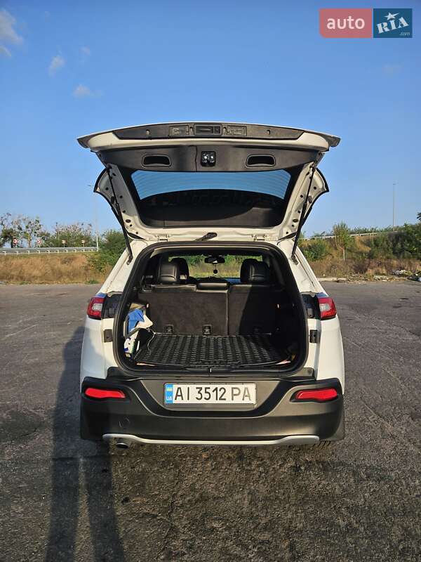 Позашляховик / Кросовер Jeep Cherokee 2014 в Білій Церкві