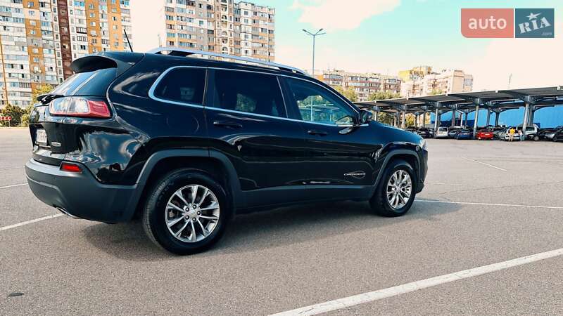 Позашляховик / Кросовер Jeep Cherokee 2021 в Києві