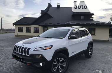 Внедорожник / Кроссовер Jeep Cherokee 2013 в Львове