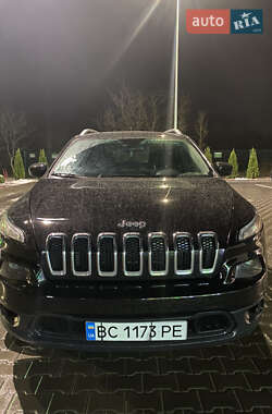 Внедорожник / Кроссовер Jeep Cherokee 2017 в 