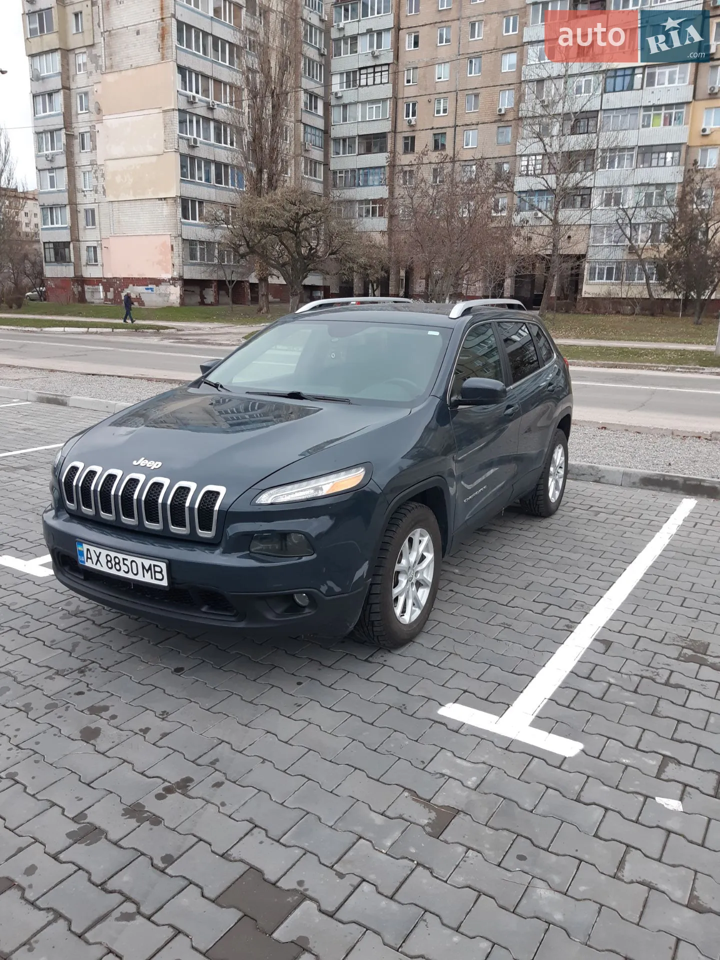 2017 Jeep Cherokee - мініатюра 3