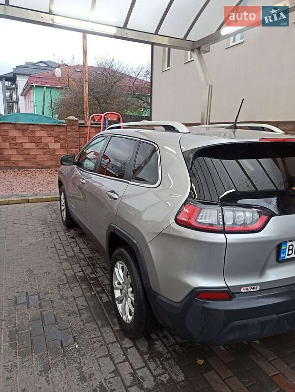 Внедорожник / Кроссовер Jeep Cherokee 2018 в Ровно фото 4 Внедорожник / Кроссовер Jeep Cherokee 2018 в Ровно