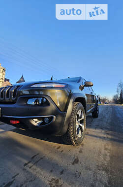 Внедорожник / Кроссовер Jeep Cherokee 2014 в Ивано-Франковске