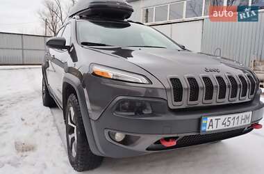 Внедорожник / Кроссовер Jeep Cherokee 2016 в Калуше