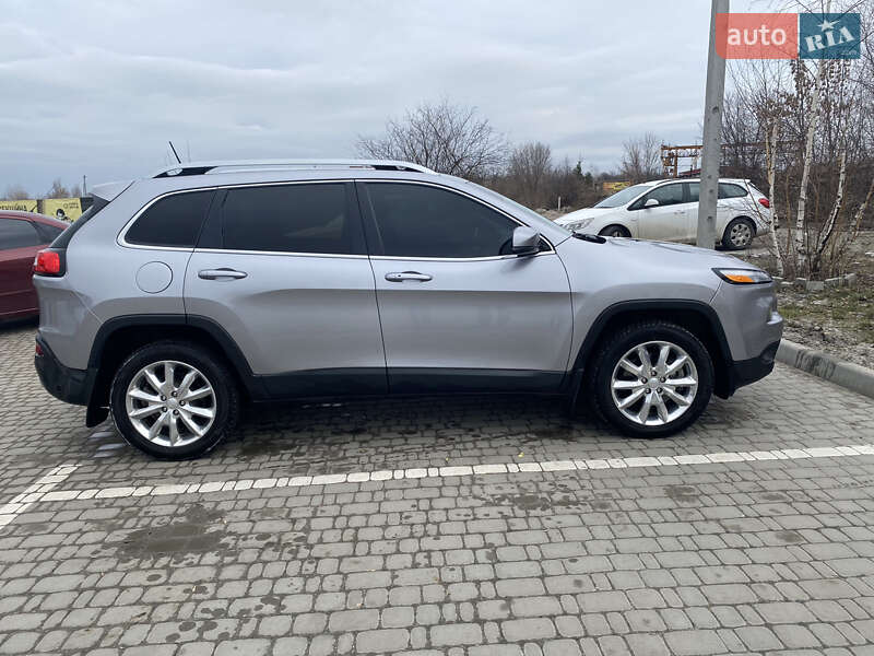 Внедорожник / Кроссовер Jeep Cherokee 2017 в Ирпене фото 7 Внедорожник / Кроссовер Jeep Cherokee 2017 в Ирпене