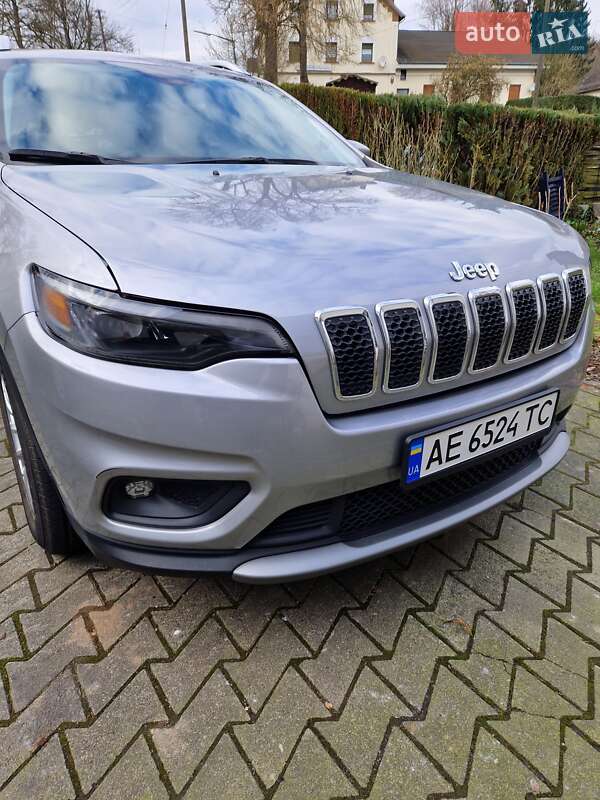 Позашляховик / Кросовер Jeep Cherokee 2018 в Києві