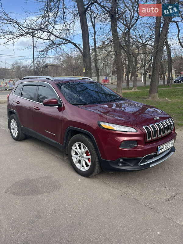 Внедорожник / Кроссовер Jeep Cherokee 2015 в Одессе