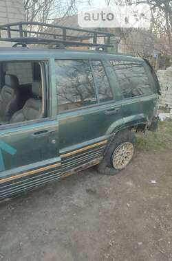 Внедорожник / Кроссовер Jeep Cherokee 1995 в Славянске