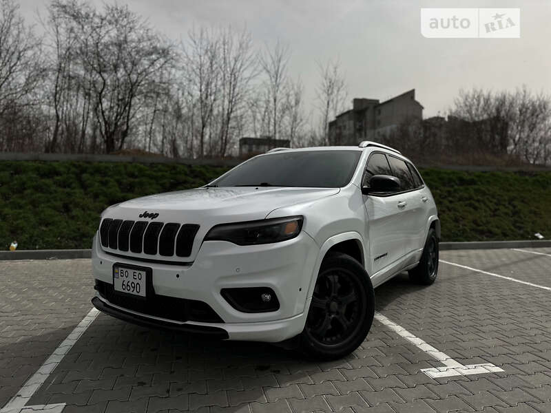 Внедорожник / Кроссовер Jeep Cherokee 2018 в Тернополе