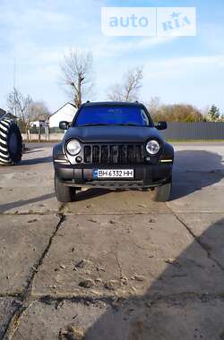 Внедорожник / Кроссовер Jeep Cherokee 2006 в Вилково