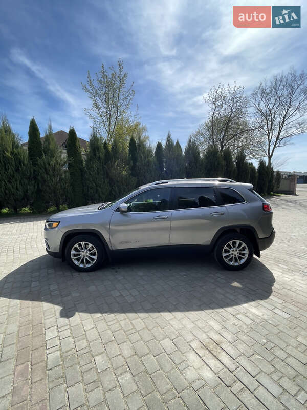 Внедорожник / Кроссовер Jeep Cherokee 2018 в Самборе фото 8 Внедорожник / Кроссовер Jeep Cherokee 2018 в Самборе