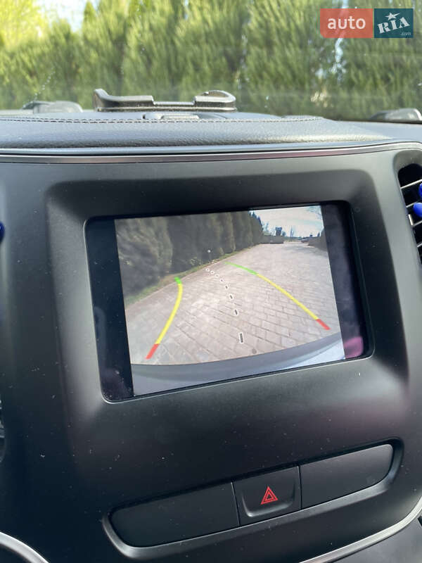 Внедорожник / Кроссовер Jeep Cherokee 2018 в Самборе фото 16 Внедорожник / Кроссовер Jeep Cherokee 2018 в Самборе