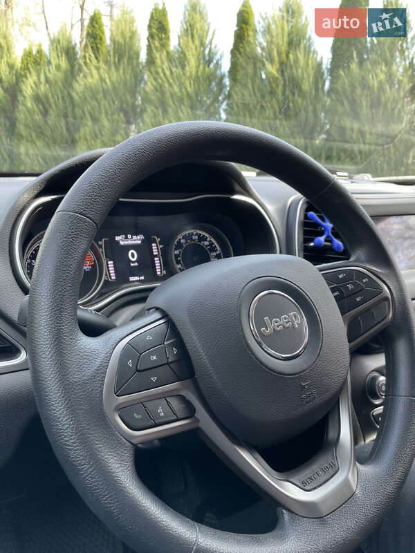 Внедорожник / Кроссовер Jeep Cherokee 2018 в Самборе фото 17 Внедорожник / Кроссовер Jeep Cherokee 2018 в Самборе