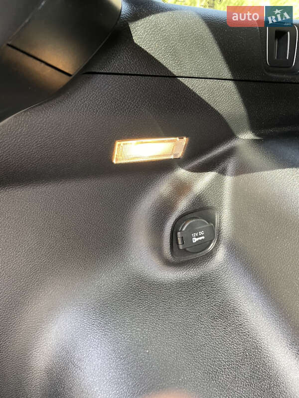 Внедорожник / Кроссовер Jeep Cherokee 2018 в Самборе фото 25 Внедорожник / Кроссовер Jeep Cherokee 2018 в Самборе