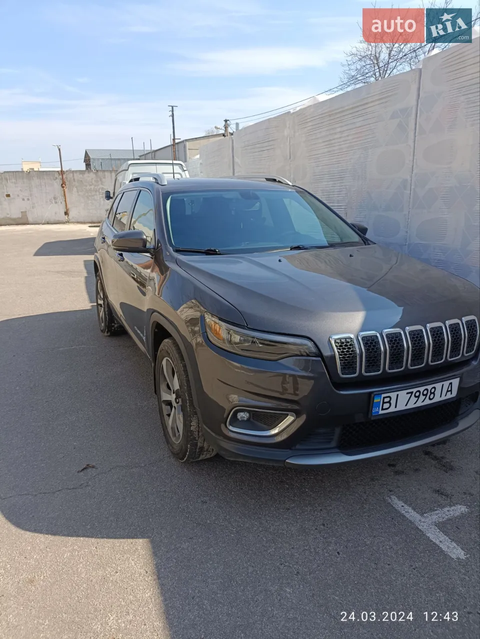 2018 Jeep Cherokee - мініатюра 16