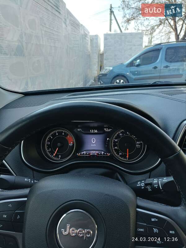 Позашляховик / Кросовер Jeep Cherokee 2019 в Полтаві