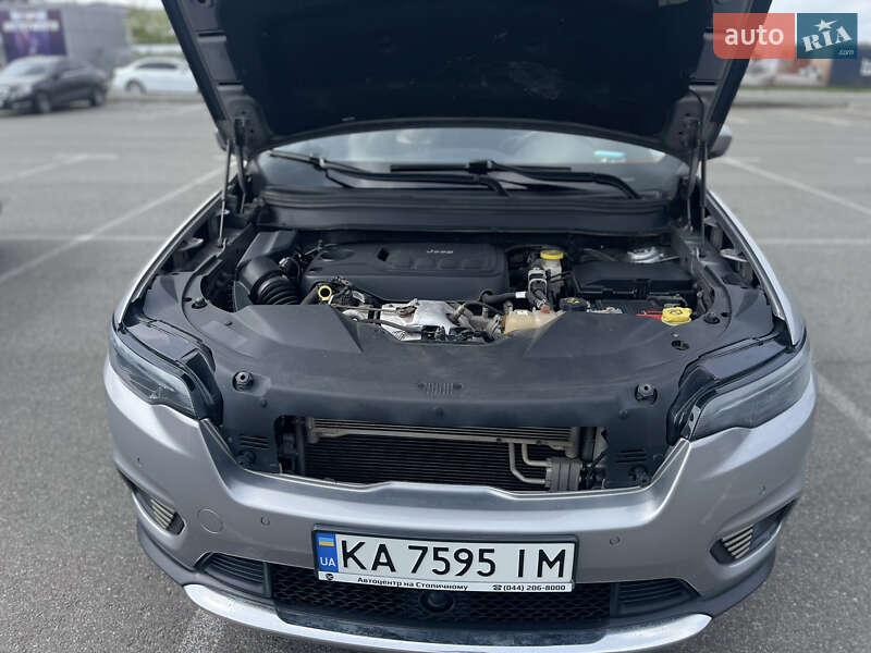 Внедорожник / Кроссовер Jeep Cherokee 2019 в Киеве фото 20 Внедорожник / Кроссовер Jeep Cherokee 2019 в Киеве