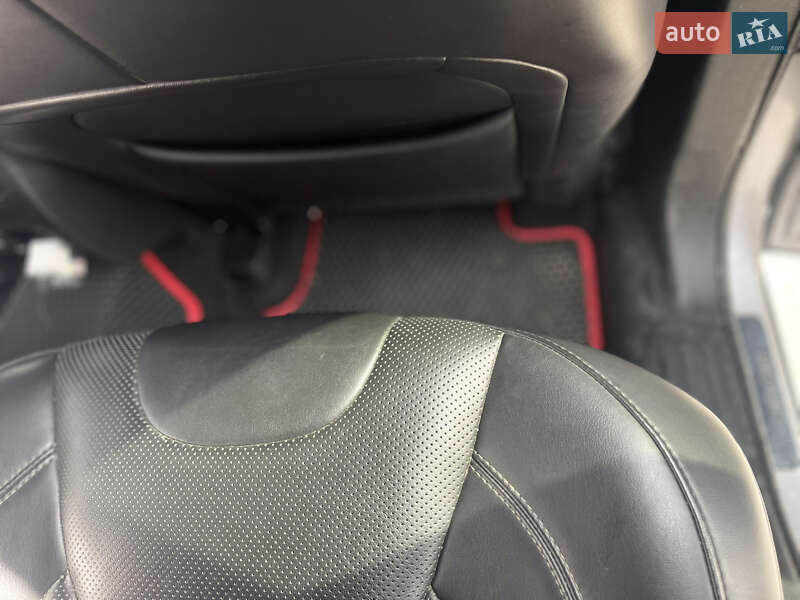 Внедорожник / Кроссовер Jeep Cherokee 2019 в Киеве фото 54 Внедорожник / Кроссовер Jeep Cherokee 2019 в Киеве