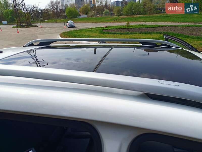 Внедорожник / Кроссовер Jeep Cherokee 2017 в Киеве