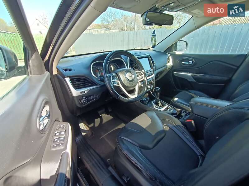 Внедорожник / Кроссовер Jeep Cherokee 2017 в Василькове фото 24 Внедорожник / Кроссовер Jeep Cherokee 2017 в Василькове