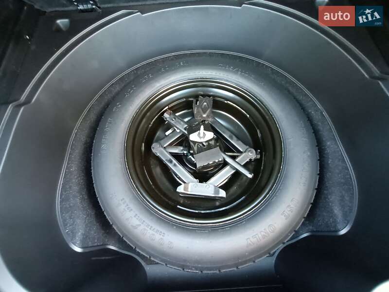 Внедорожник / Кроссовер Jeep Cherokee 2017 в Василькове фото 35 Внедорожник / Кроссовер Jeep Cherokee 2017 в Василькове