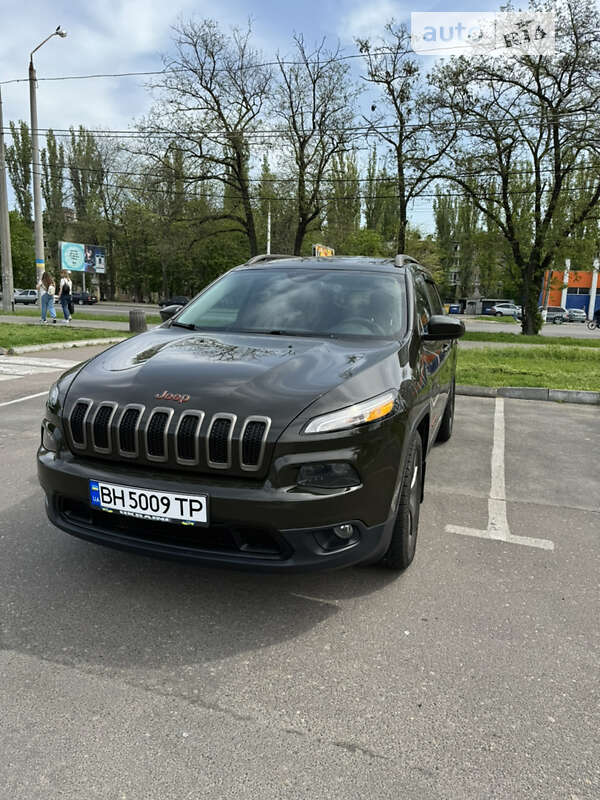 Позашляховик / Кросовер Jeep Cherokee 2016 в Одесі