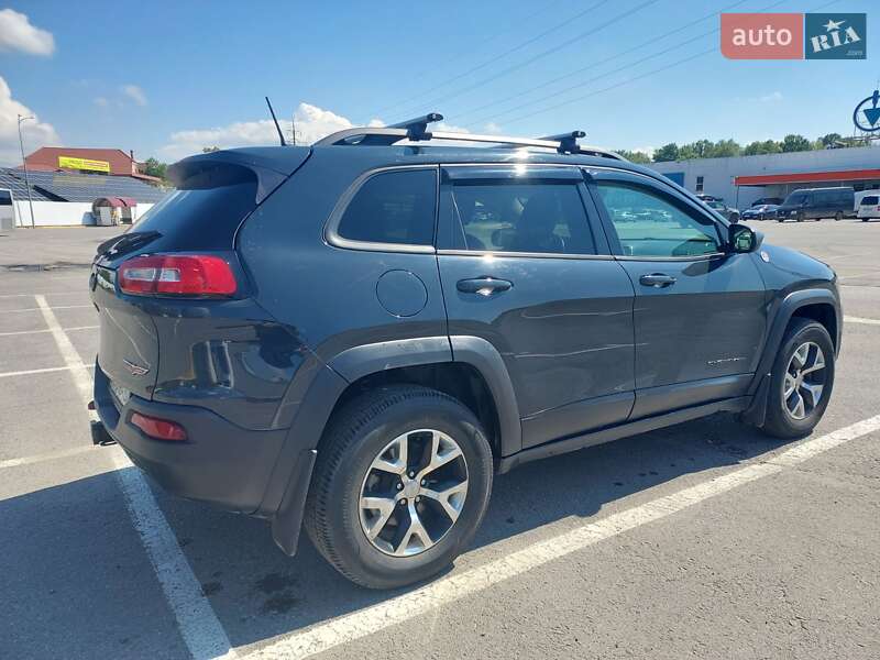 Внедорожник / Кроссовер Jeep Cherokee 2016 в Ужгороде фото 4 Внедорожник / Кроссовер Jeep Cherokee 2016 в Ужгороде