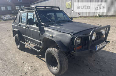 Внедорожник / Кроссовер Jeep Cherokee 1991 в Харькове