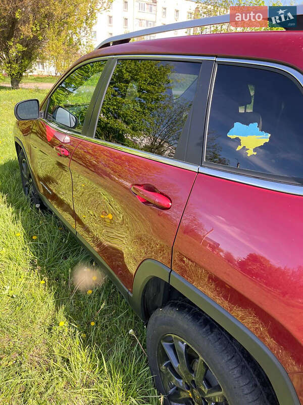 Внедорожник / Кроссовер Jeep Cherokee 2015 в Смеле фото 10 Внедорожник / Кроссовер Jeep Cherokee 2015 в Смеле