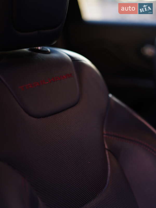 Позашляховик / Кросовер Jeep Cherokee 2014 в Хмельницькому