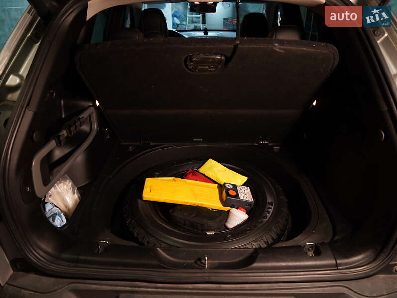 Позашляховик / Кросовер Jeep Cherokee 2014 в Хмельницькому