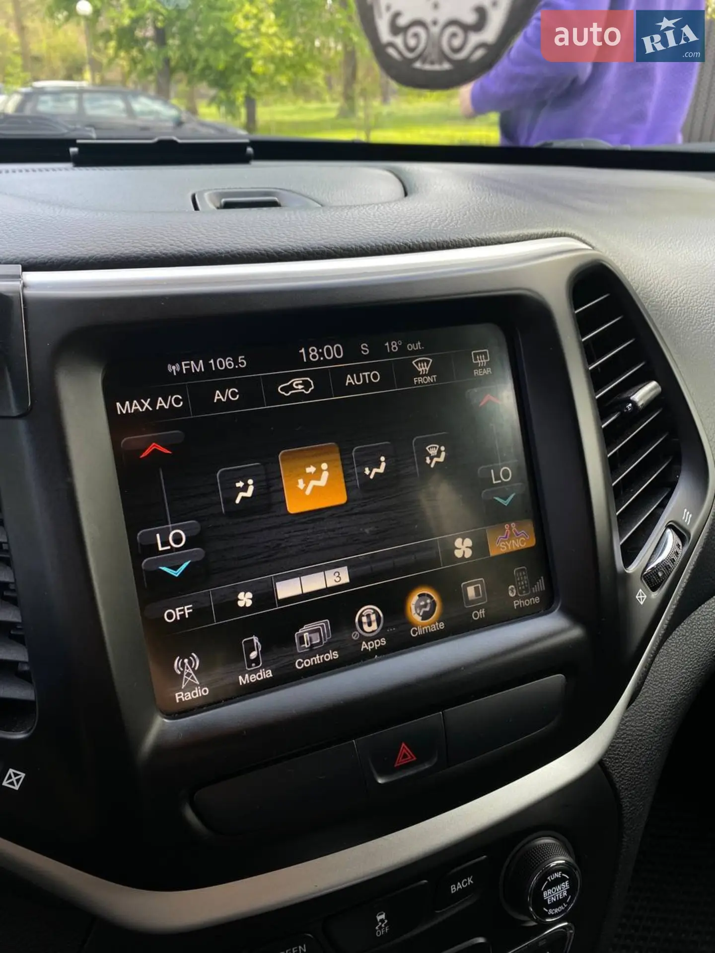 2017 Jeep Cherokee - мініатюра 26