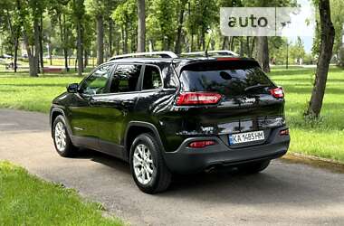 Внедорожник / Кроссовер Jeep Cherokee 2015 в Киеве