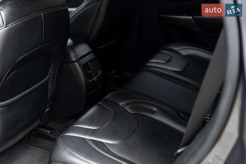 Внедорожник / Кроссовер Jeep Cherokee 2018 в Ивано-Франковске