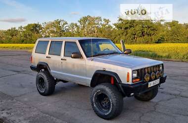 Внедорожник / Кроссовер Jeep Cherokee 1998 в Киеве