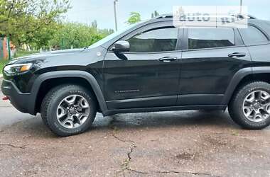 Внедорожник / Кроссовер Jeep Cherokee 2019 в Чернигове