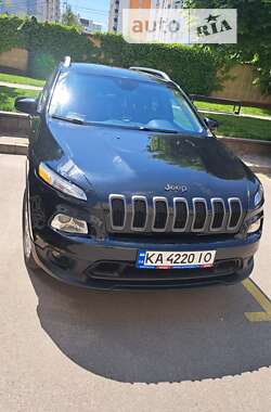 Внедорожник / Кроссовер Jeep Cherokee 2016 в Киеве