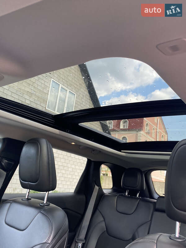 Позашляховик / Кросовер Jeep Cherokee 2019 в Софіївській Борщагівці