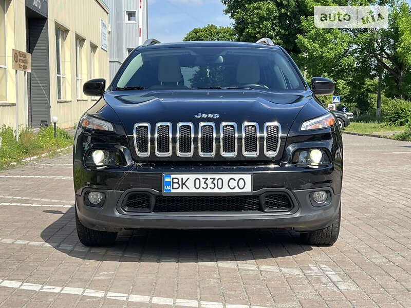 Внедорожник / Кроссовер Jeep Cherokee 2018 в Ровно