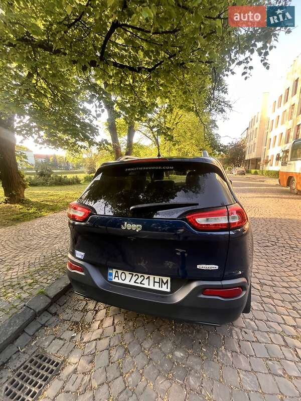 Внедорожник / Кроссовер Jeep Cherokee 2017 в Ужгороде фото 3 Внедорожник / Кроссовер Jeep Cherokee 2017 в Ужгороде