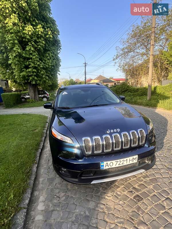 Внедорожник / Кроссовер Jeep Cherokee 2017 в Ужгороде фото 10 Внедорожник / Кроссовер Jeep Cherokee 2017 в Ужгороде