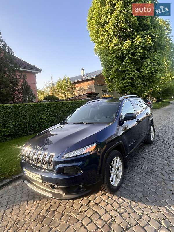 Внедорожник / Кроссовер Jeep Cherokee 2017 в Ужгороде фото 6 Внедорожник / Кроссовер Jeep Cherokee 2017 в Ужгороде