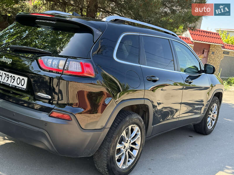 Внедорожник / Кроссовер Jeep Cherokee 2018 в Одессе