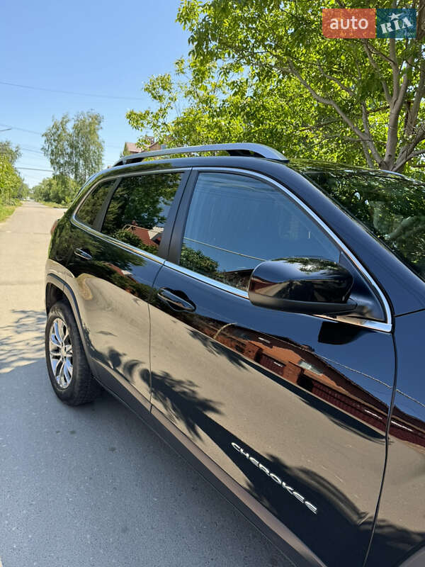 Внедорожник / Кроссовер Jeep Cherokee 2018 в Одессе